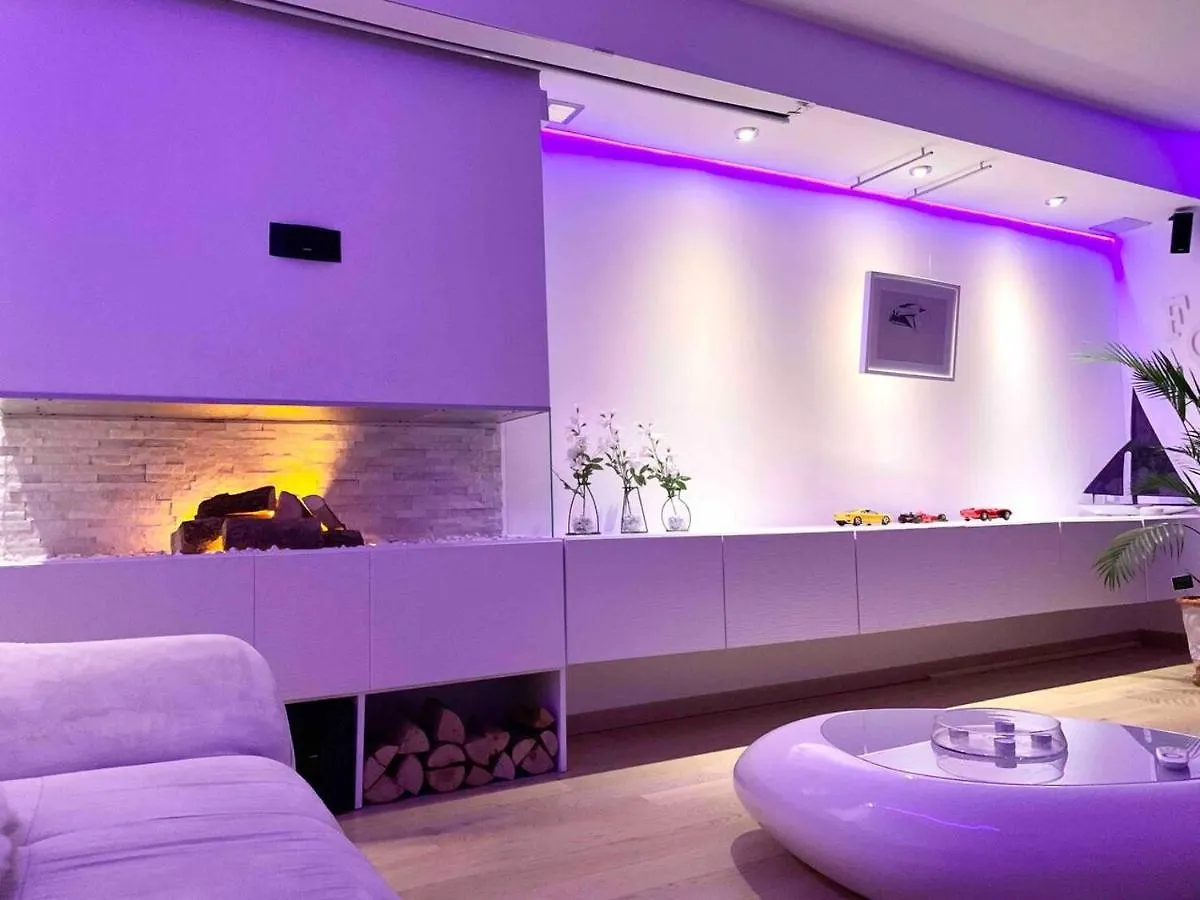 Jacuzzi Oasis Apartment Brussels